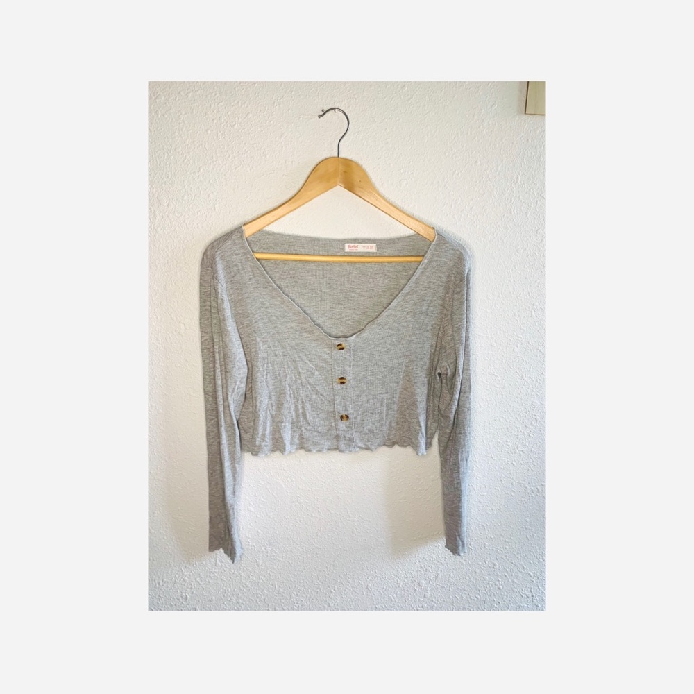 Grey Longsleeve Crop top